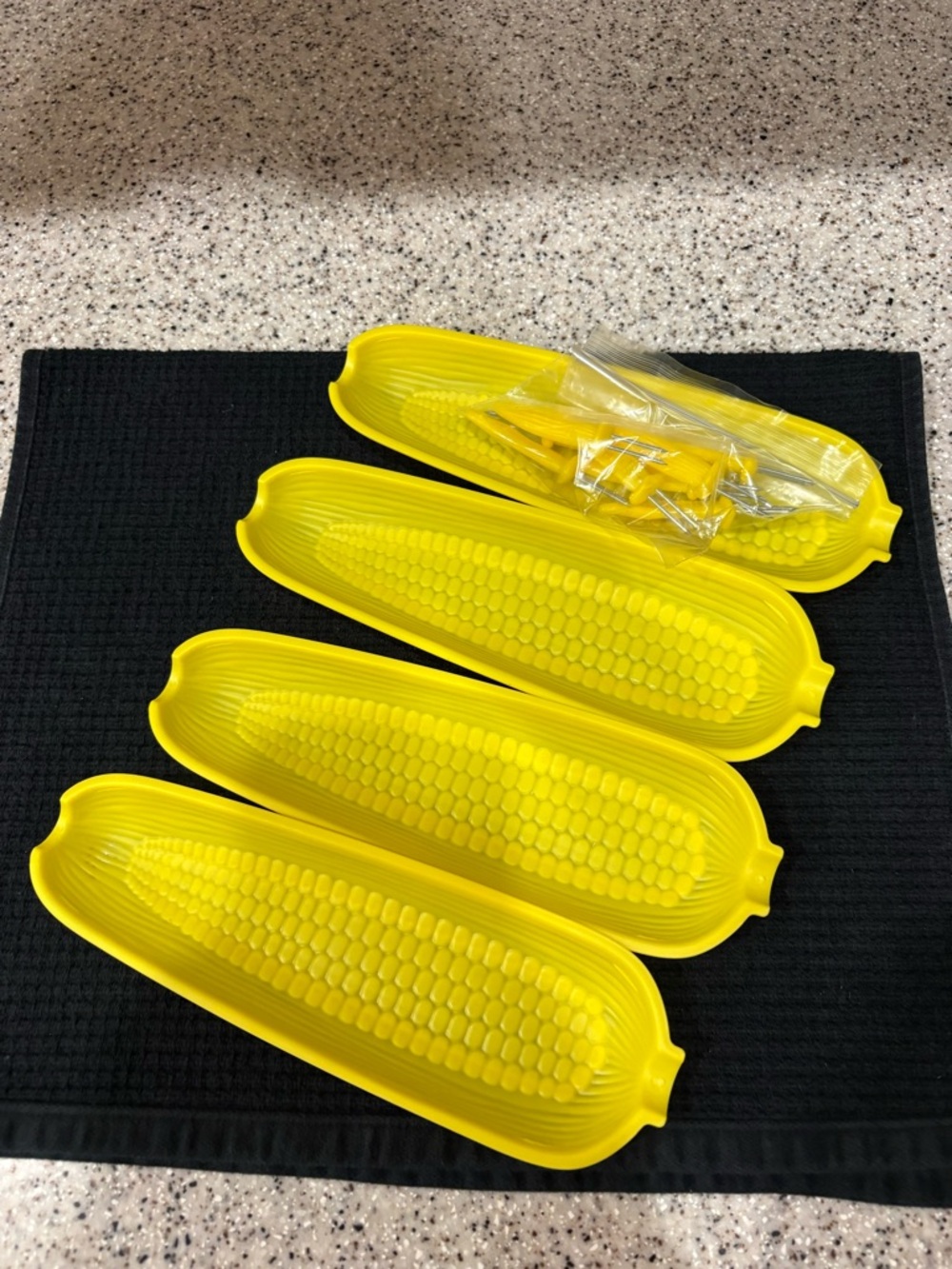Silicone Corn on the Cob Holders - Bright Yellow Set